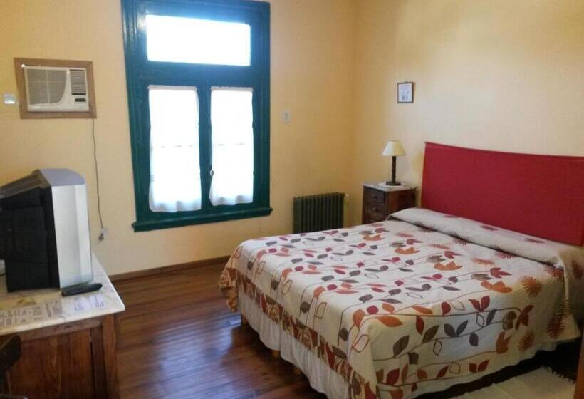 فندق Hostería Restaurante Del Puerto