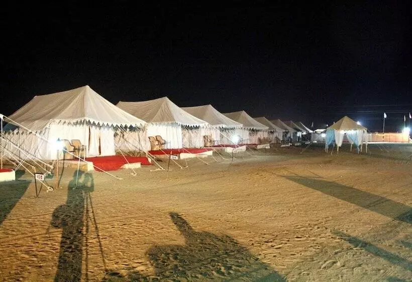 호텔 K K Resorts & Camp