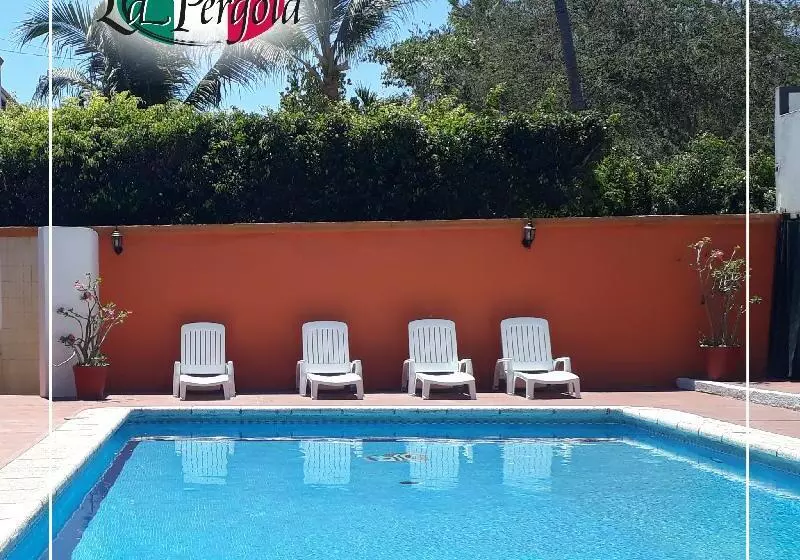 هتل Boutique La Pergola