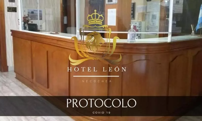 Отель Leon