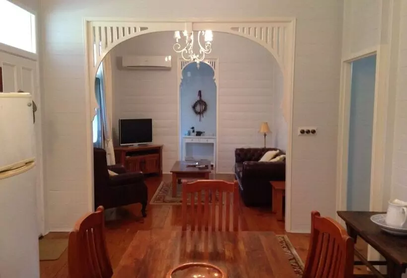 Отель Mango Hill Farm