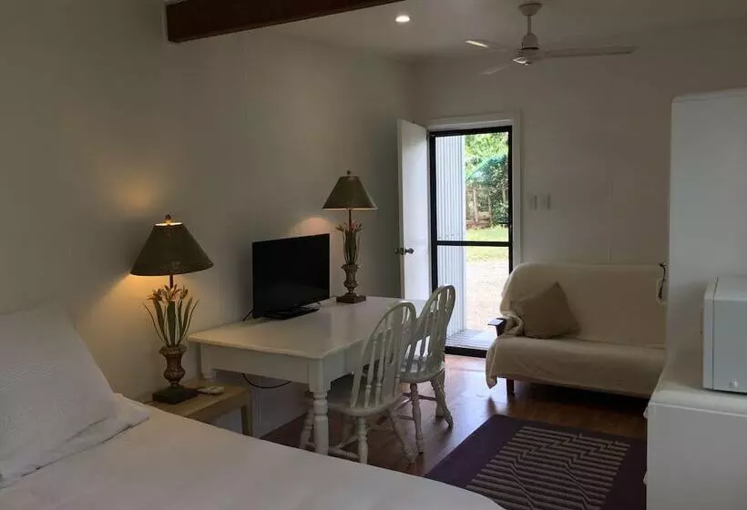 Отель Mango Hill Farm