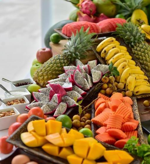 בית מלון כפרי Naia Resort Sihanoukville