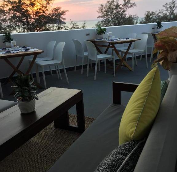 בית מלון כפרי Naia Resort Sihanoukville