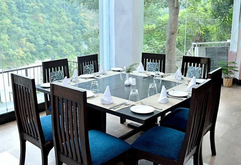 호텔 Raga On The Ganges