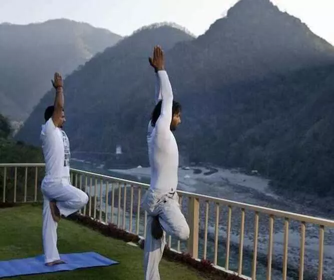 Отель Raga On The Ganges