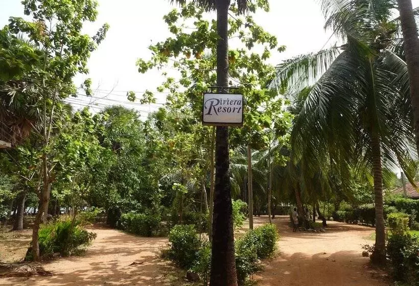 فندق Riviera Resort