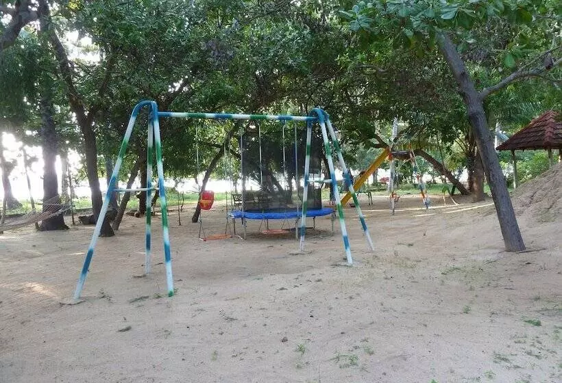 فندق Riviera Resort