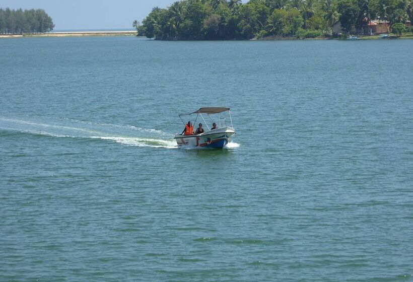 ホテル Riviera Resort