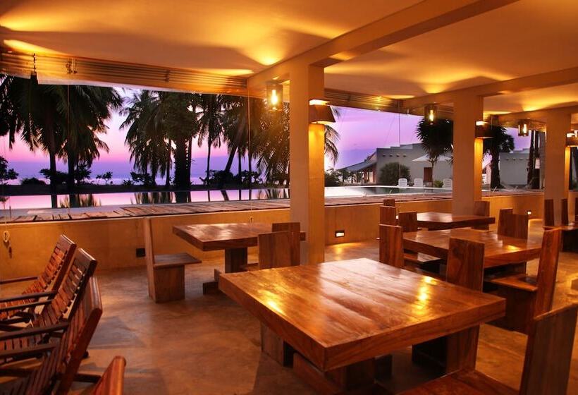 酒店 Ruwala Resort