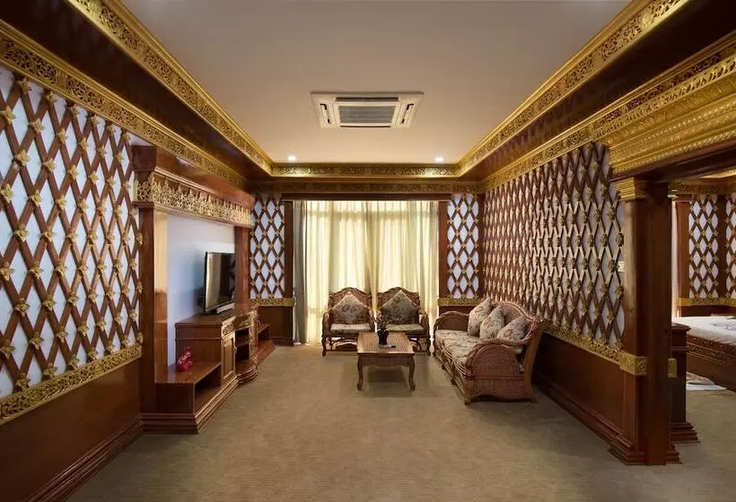 هتل Su Tine San Royal Palace