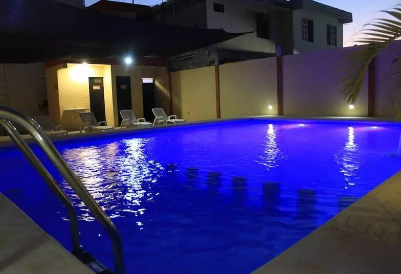 هتل Terracota Corner Rooms