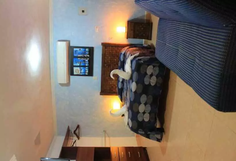 هتل Terracota Corner Rooms