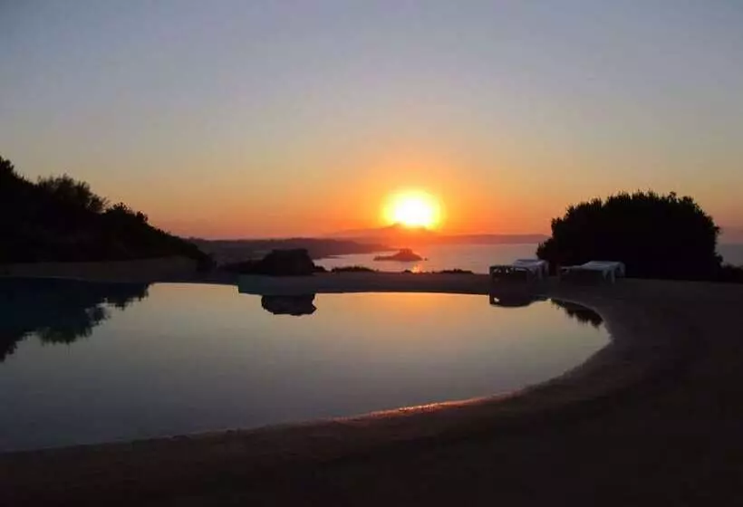 Kefalosbay Residence