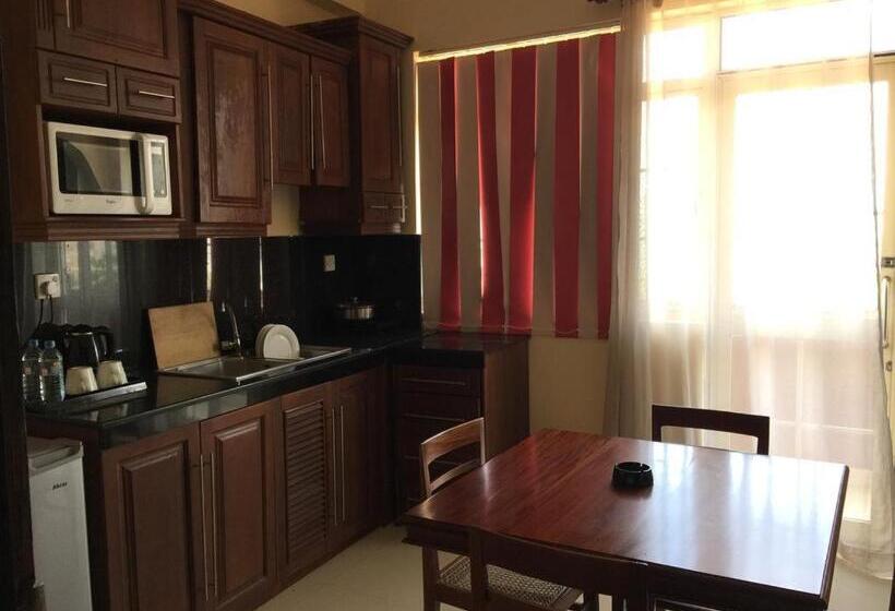 Lafala Hotel & Service Apartment