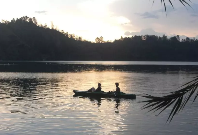 پانسیون Babogaya Lake Viewpoint Lodge