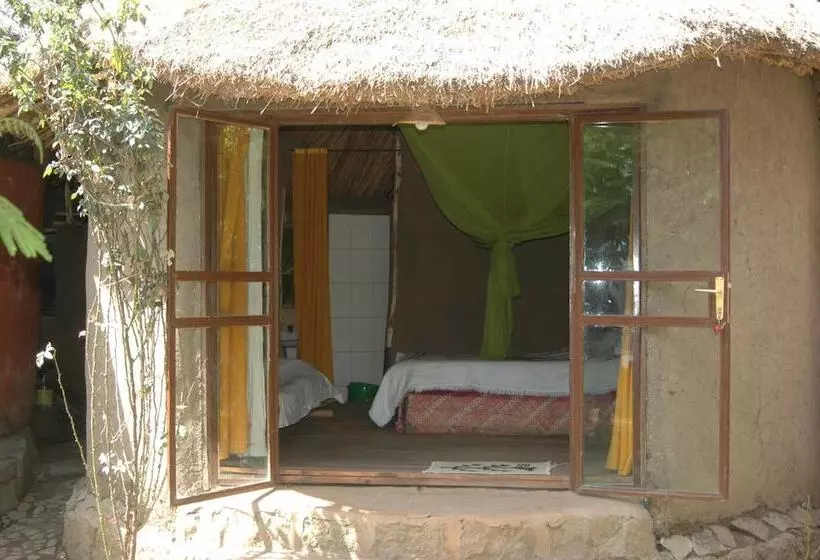 پانسیون Babogaya Lake Viewpoint Lodge