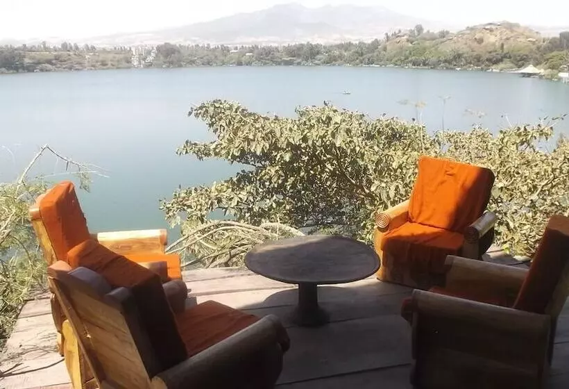 پانسیون Babogaya Lake Viewpoint Lodge