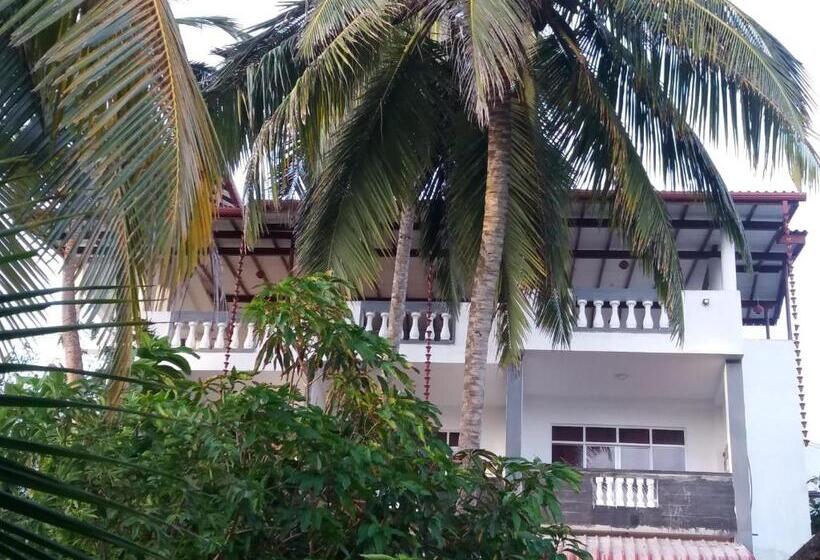 펜션 Peacock Wings Guest