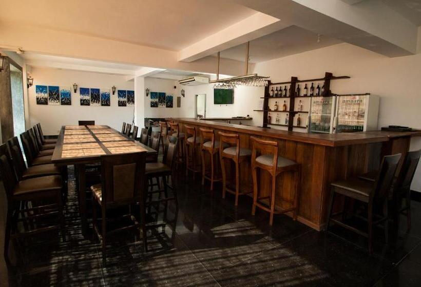 אתר נופש Amaara Forest Hotel Sigiriya