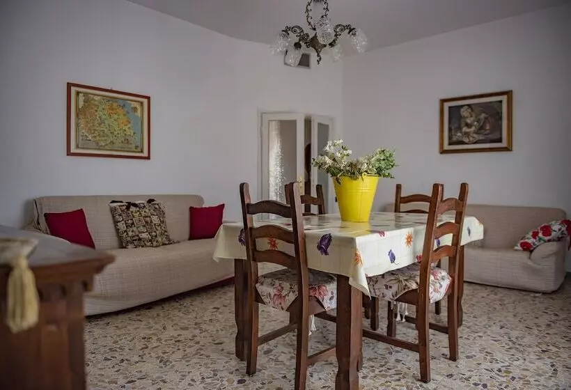 Cav Costa Degli Etruschi