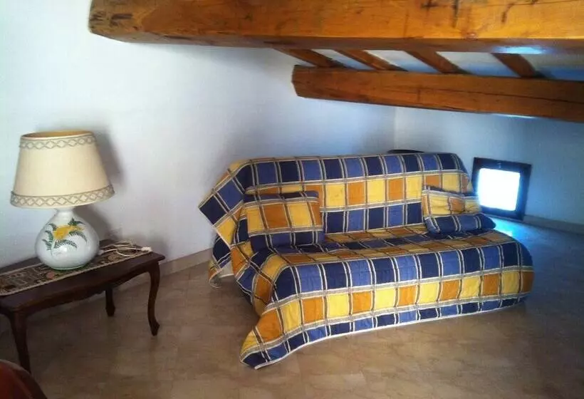 Cav Costa Degli Etruschi