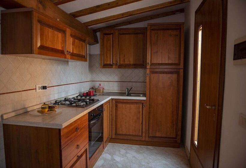 Cav Costa Degli Etruschi