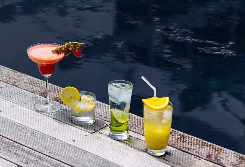 Hotel Canvas Boutique