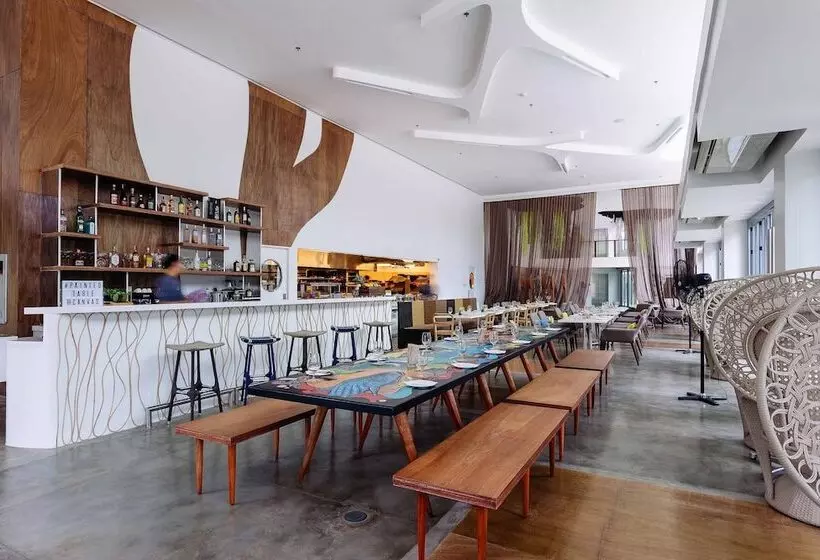 Hotel Canvas Boutique