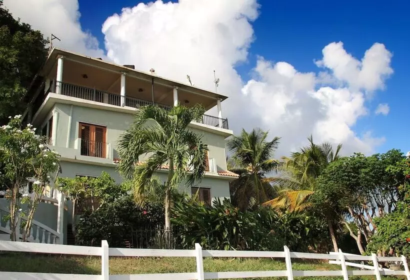 هتل Hacienda Tamarindo