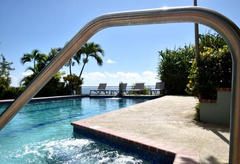 هتل Hacienda Tamarindo