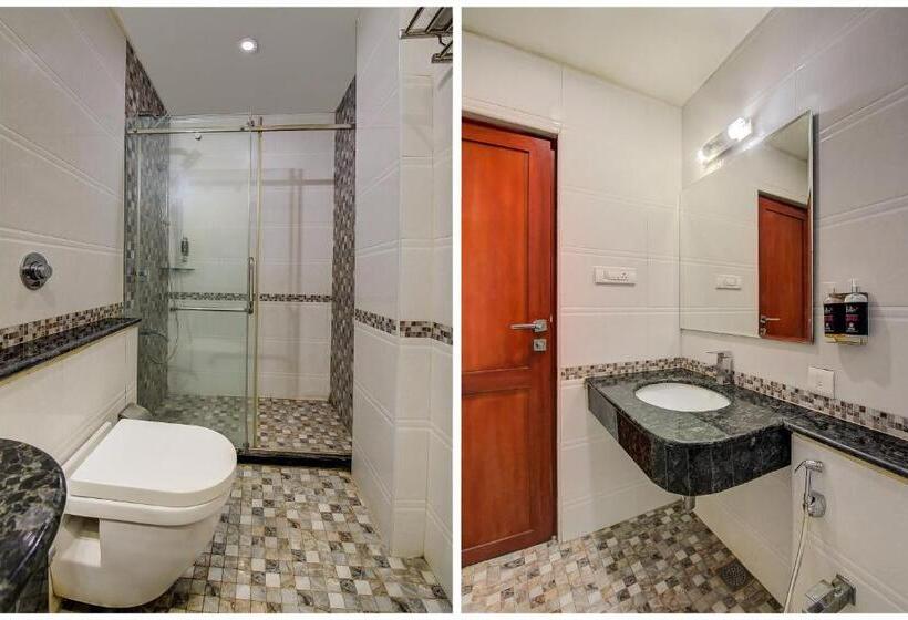 ホテル Metro Grand