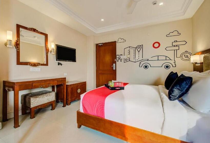 ホテル Metro Grand