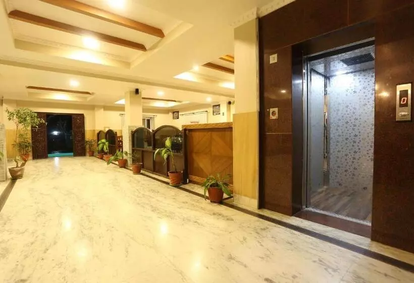 هتل Pokhara Choice Inn