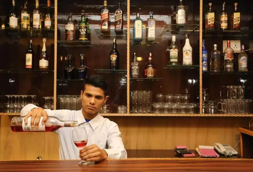 هتل Pokhara Choice Inn