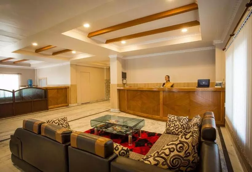 هتل Pokhara Choice Inn
