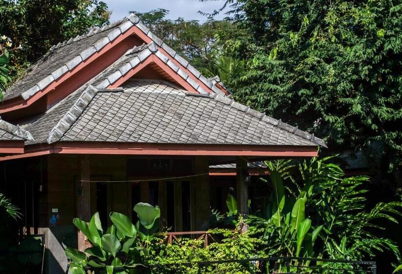 בית מלון כפרי Sawasdeepai River Resort