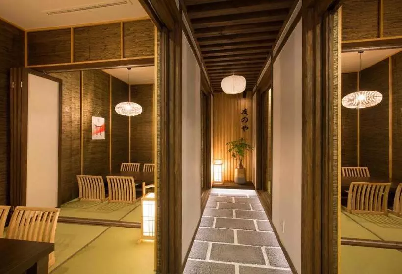 Отель Tomonoya Ryokan Geoje