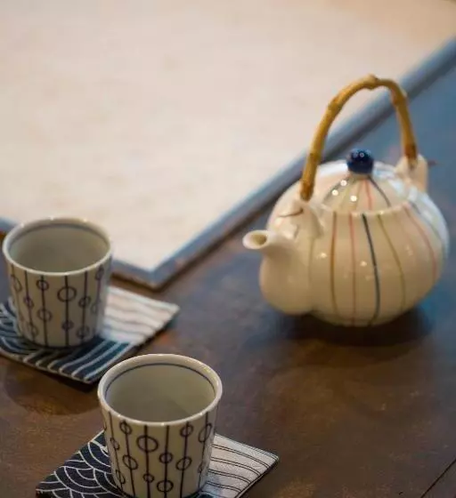 Отель Tomonoya Ryokan Geoje