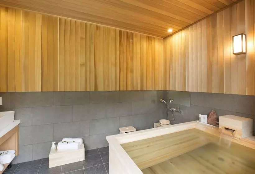 酒店 Tomonoya Ryokan Geoje