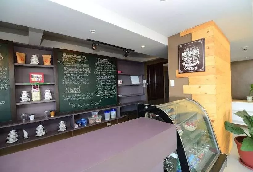 هتل We Travelers Inn