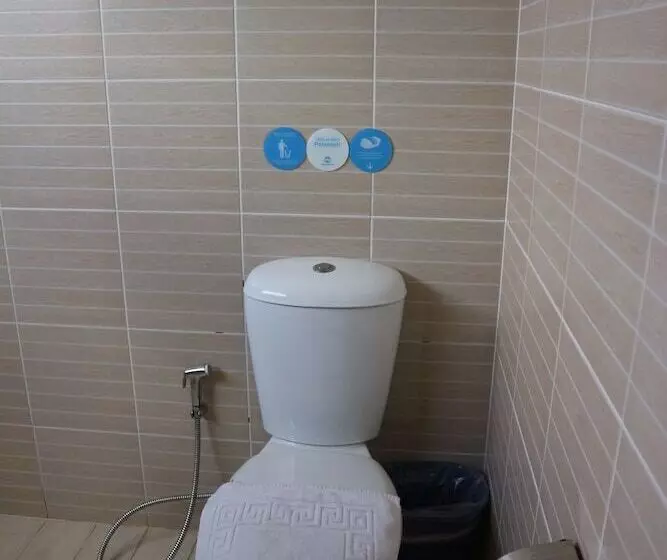 هتل We Travelers Inn