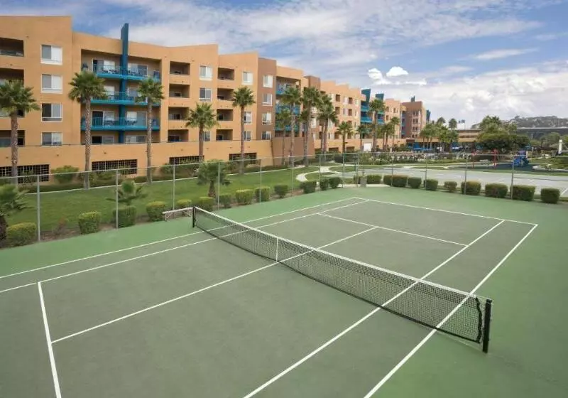 ホテル Worldmark Oceanside Harbor