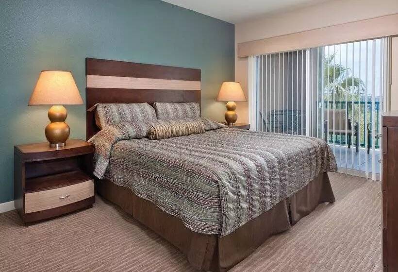 ホテル Worldmark Oceanside Harbor