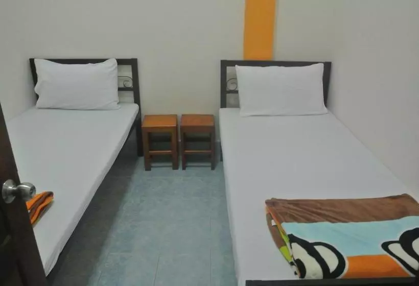 Orange Backpacker Hostel