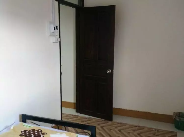 Orange Backpacker Hostel