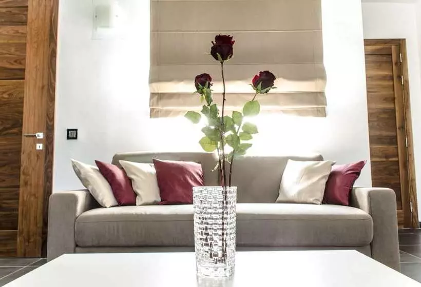 Paramount Bay Penthouse