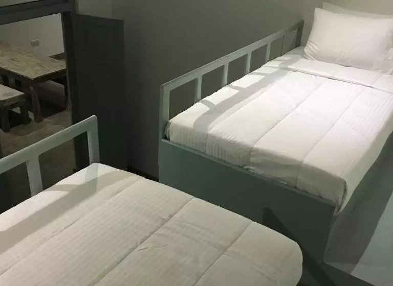 بنسيون Khalid S Guest House