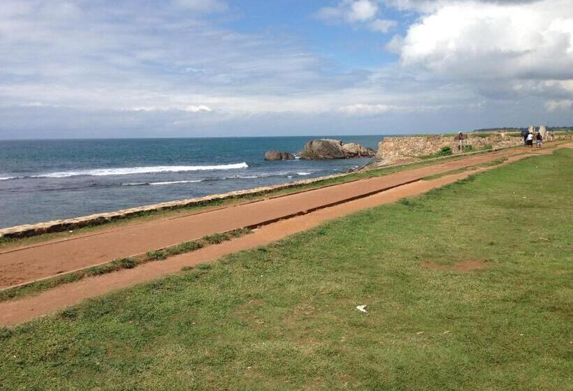 פנסיון Khalid S Guest House