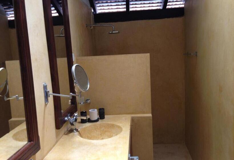 פנסיון Khalid S Guest House